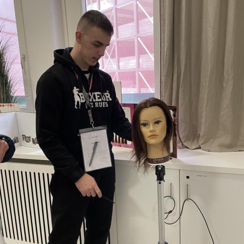 Friseur